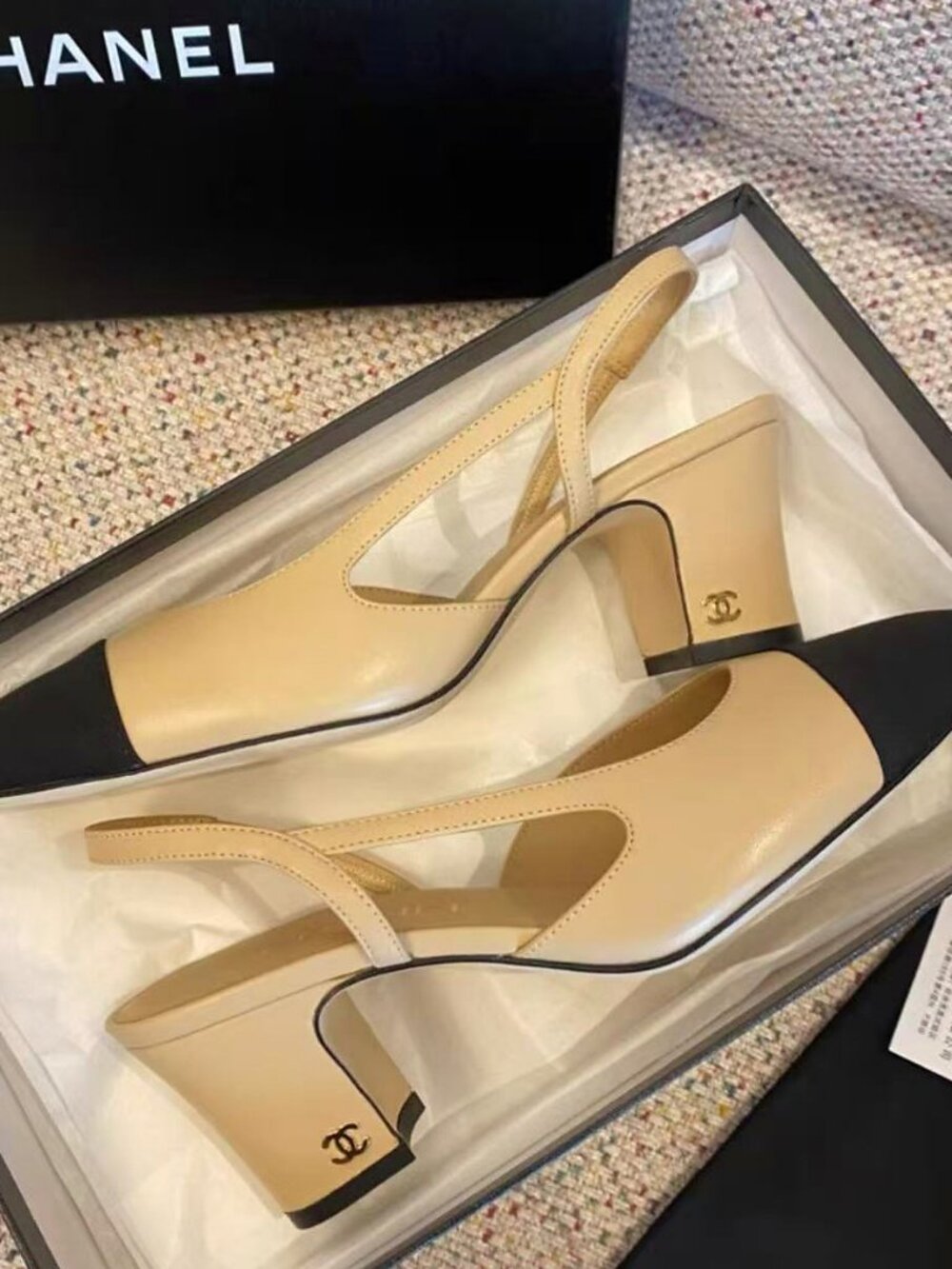 CHANEL Two-Tone Lambskin & Canvas Slingback Block Heel Pumps - Picture 6 of 9